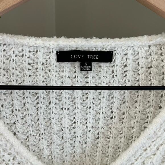 Love Tree Cream White Oversized Baggy Sweater Slightly Cropped Women's Small - Picture 2 of 8